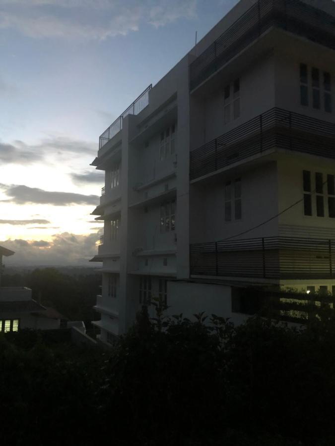 Raveendra Inn Kalpetta Exterior photo