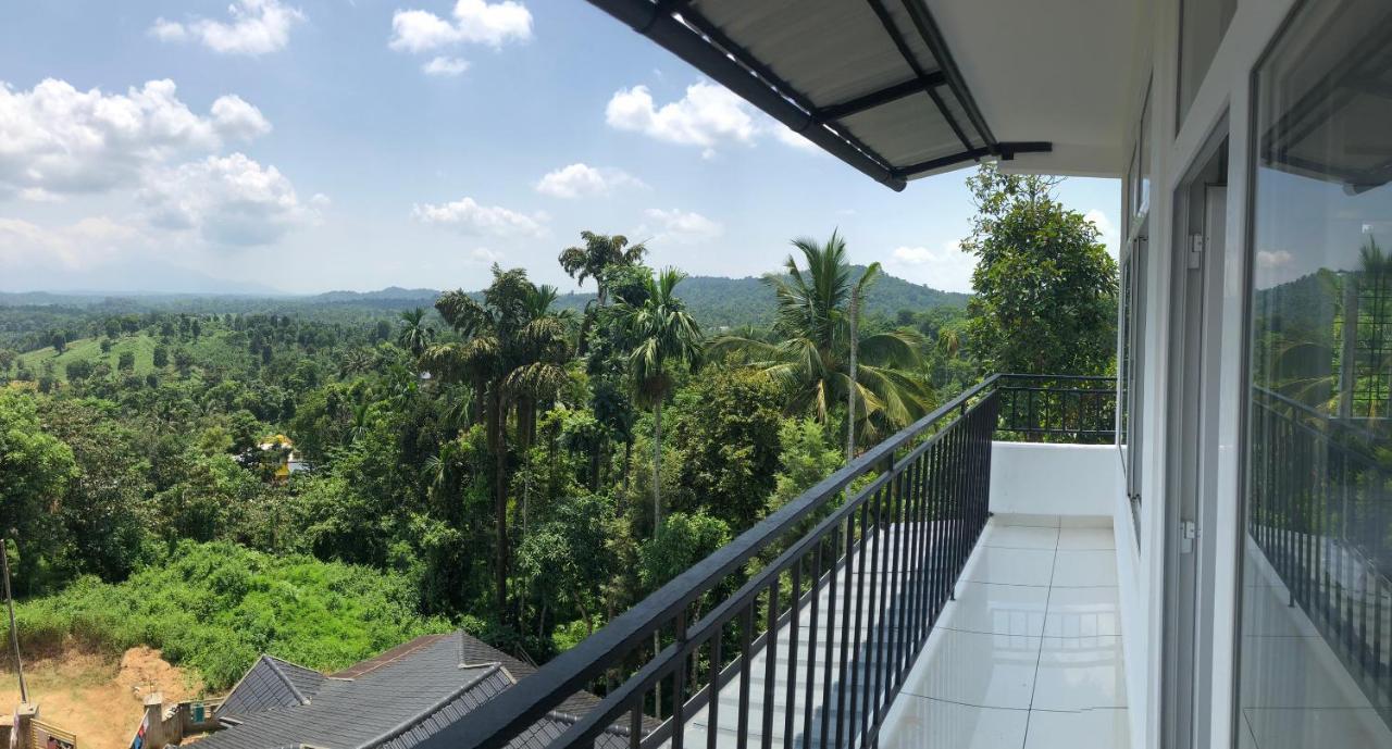 Raveendra Inn Kalpetta Exterior photo